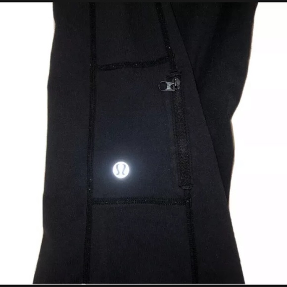 Lululemon Cropped Yoga Pants XS - Picture 3 of 5